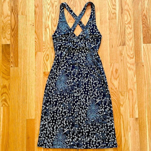 BCBG Black and White Floral Cross Back Midi Dress - Picture 2 of 8